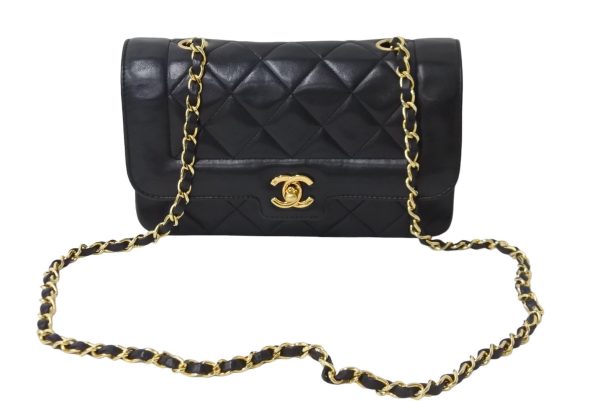 54126 d1 Chanel Shoulder Bag Matelasse Lambskin Single Chain Gold Hardware