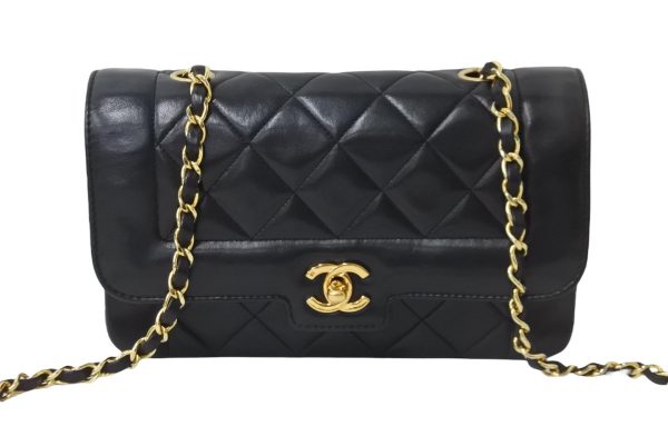 54126 d2 Chanel Shoulder Bag Matelasse Lambskin Single Chain Gold Hardware