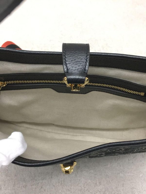 6 Gucci GG Jackie Shoulder Bag Canvas Black