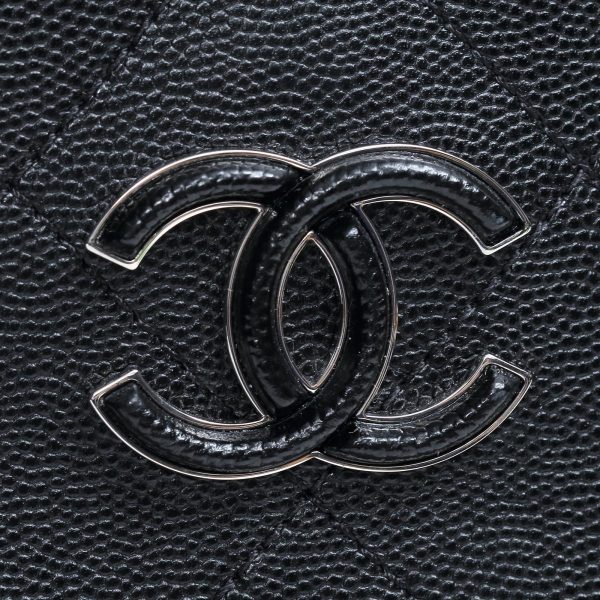 7 Chanel Caviar Skin 2way Shoulder Bag Black