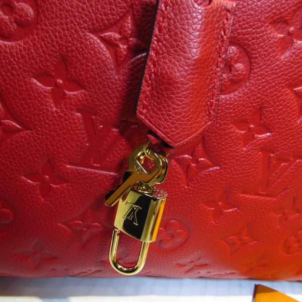 8 Louis Vuitton Montaigne MM Shoulder Bag Empreinte Sleaze Red