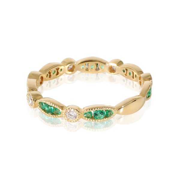 z133564 sv Emerald and Diamond Ring in 18K Yellow Gold