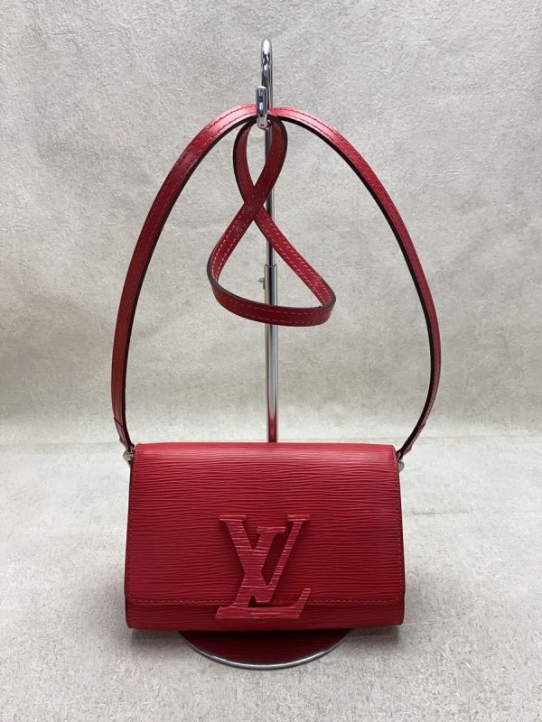 1 Louis Vuitton Louise Epi Leather Red