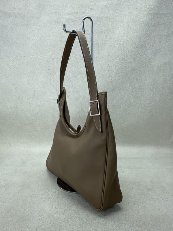 2 Hermes Shoulder Bag Leather Beige