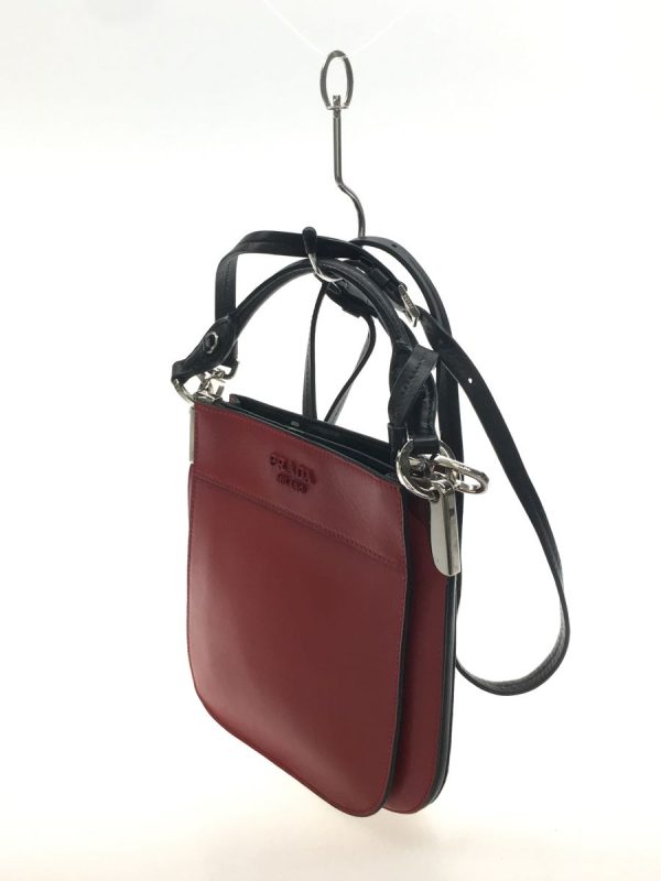 2 Prada Shoulder Bag Leather Red