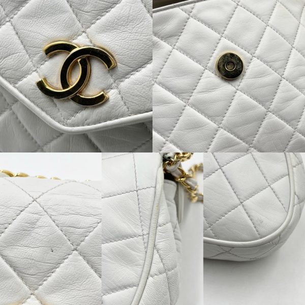 2000013246902378 16 Chanel White Leather Shoulder Bag Turn Lock Vintage Bag