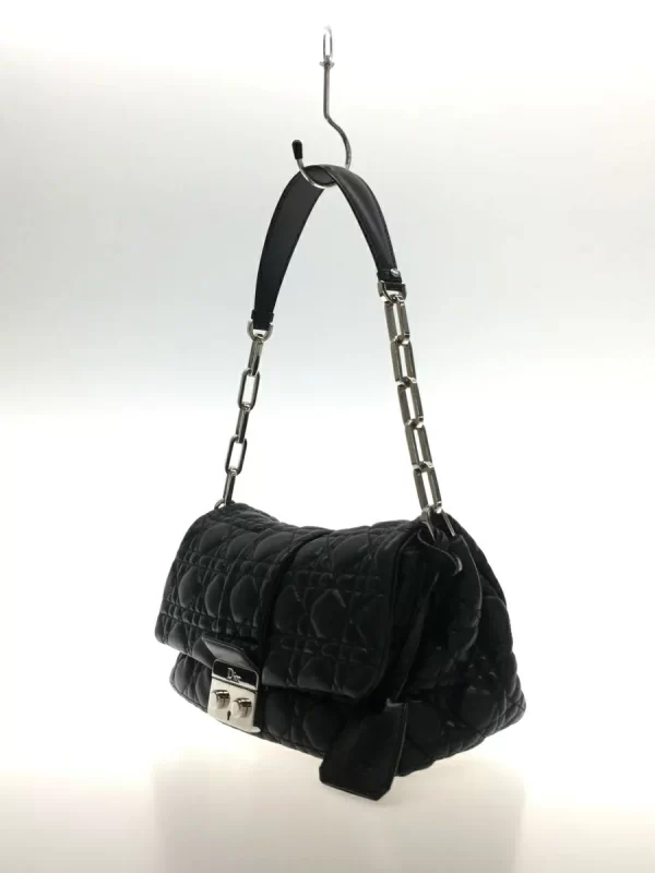 2319711437257 02 Christian Dior Leather Shoulder Bag Black