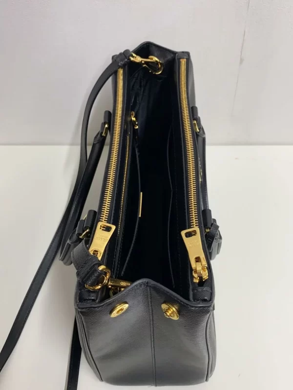 2339872348650 08 PRADA SAFFIANO GALLERIA BAG Black