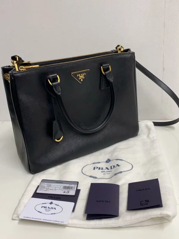 2339872348650 09 PRADA SAFFIANO GALLERIA BAG Black