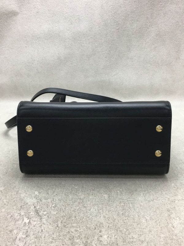 4 Saint Laurent Shoulder Bag Leather Black