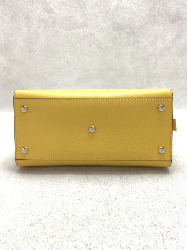 4 Gucci Shoulder Bag Leather Yellow