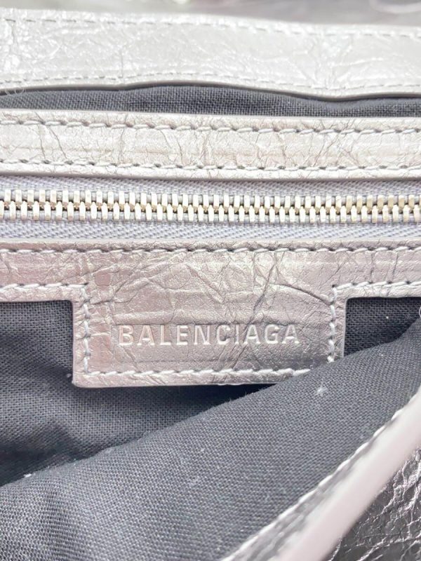 4 Balenciaga Shoulder Bag Leather Silver