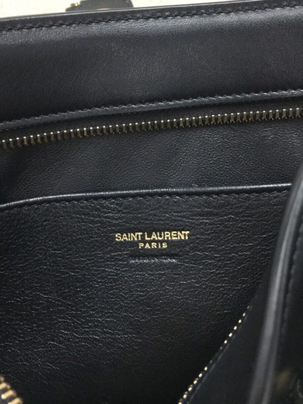 5 Saint Laurent Shoulder Bag Leather Black