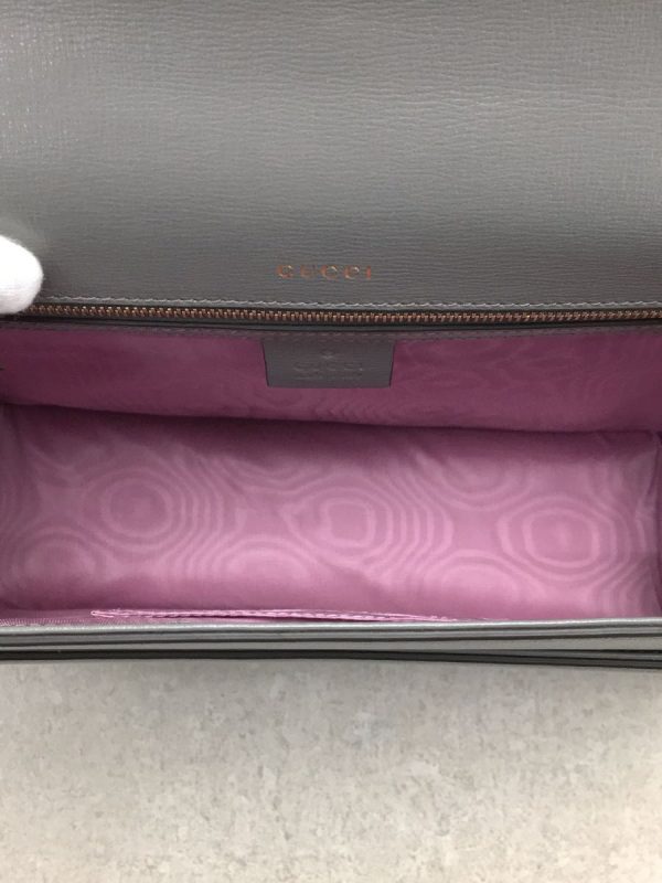 6 Gucci Shoulder Bag Leather Gray