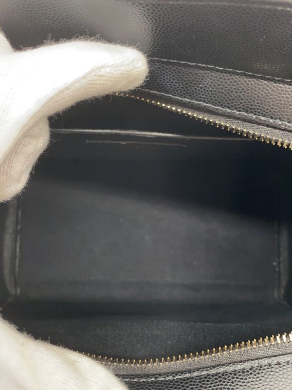 6 Saint Laurent Handbag Leather Black