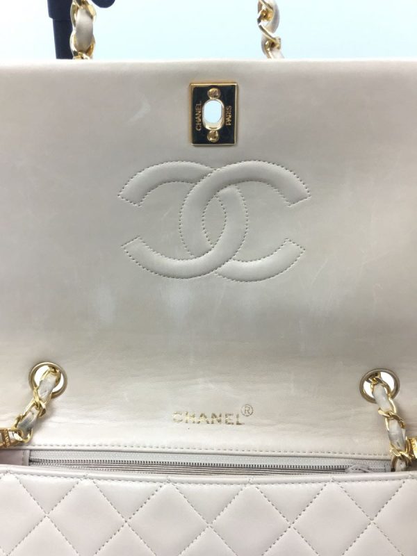 6 Chanel Matelasse Chain Shoulder Bag Flap Cream