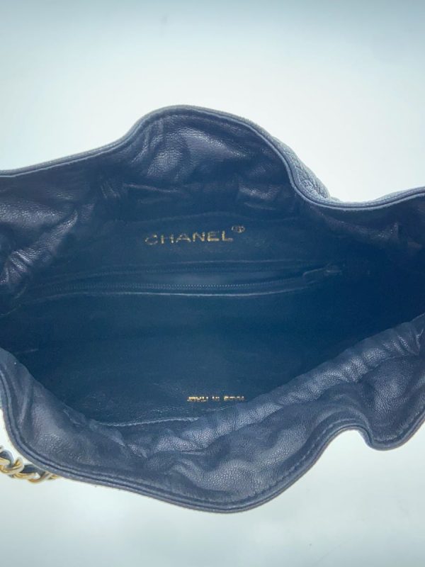 6 Chanel Shoulder Bag Leather Black