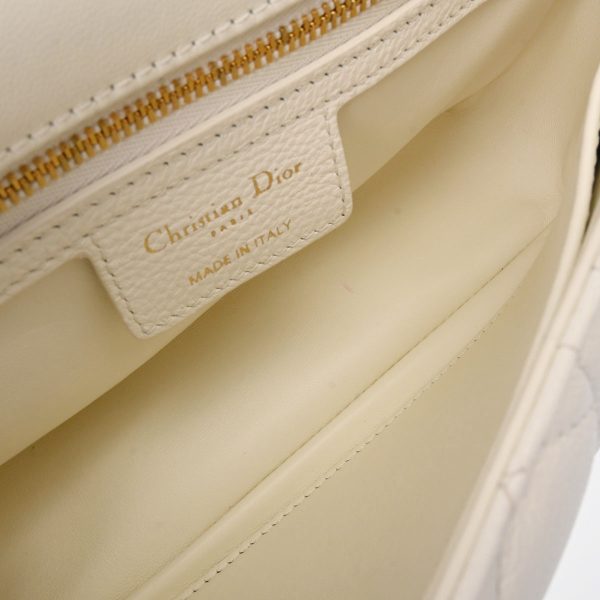 7 Christian Dior Calf Shoulder Bag White