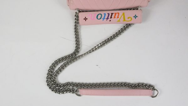 8 Louis Vuitton Taurillon New Wave Chain Shoulder Bag Pink