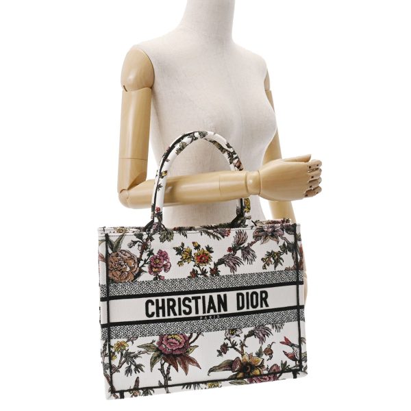 8 Christian Dior Book Tote Medium Embroidered Handbag Multicolor