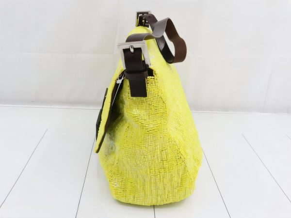 1709211510996b8063fa1f443791a170aae280c44d Fendi Mamma Baguette Lemon Yellow Beaded Shoulder Bag