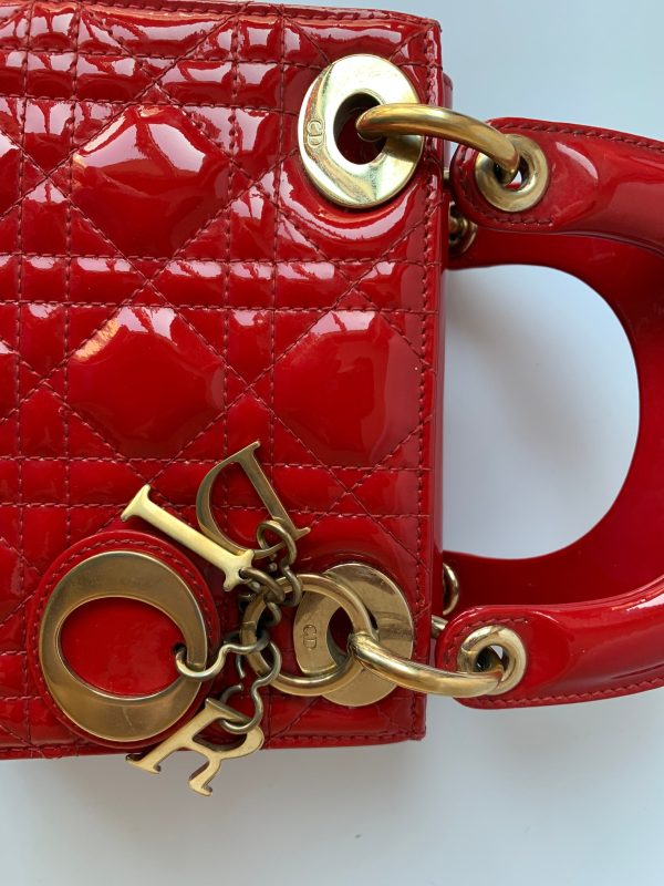 1FEB1509 9038 4438 9EB6 97D3CFF33385 Lady Dior Patent Leather Red Mini handbag with gold hardware