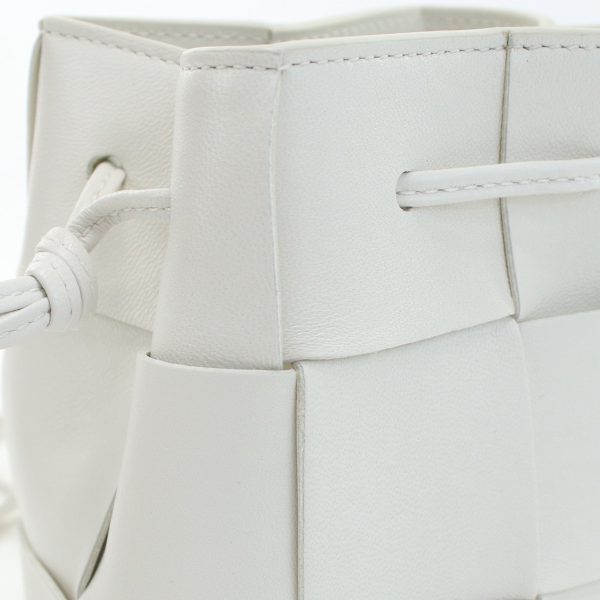 2 Bottega Veneta Shoulder Bag White