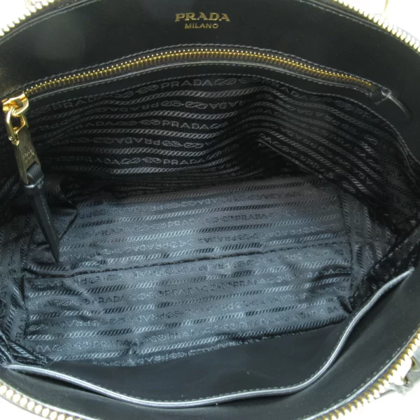 2101217422048 2 PRADA Calf cowhide Ladies Tote bag Black