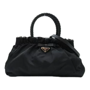 2101217772846 3 Louis Vuitton Portefeuille Vavin BB Monogram Shoulder Bag Black