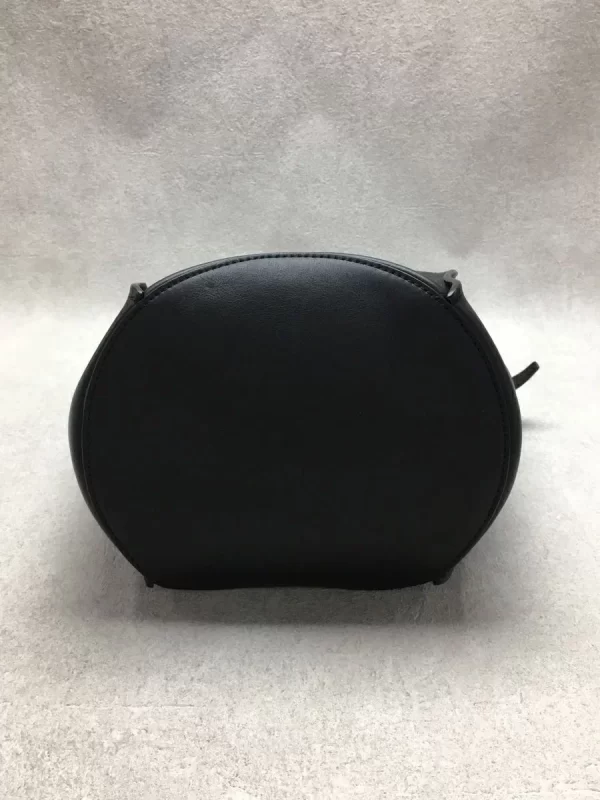 2300018983042 05 CELINE Shoulder Bag Black