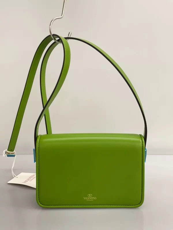 2332872674330 03 VALENTINO GARAVANI Model Shoulder Bag Green