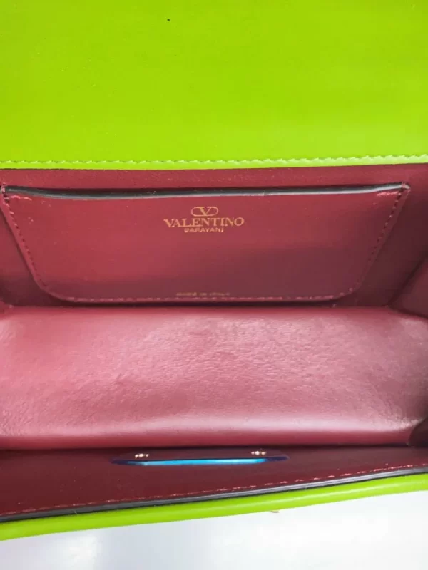 2332872674330 06 VALENTINO GARAVANI Model Shoulder Bag Green