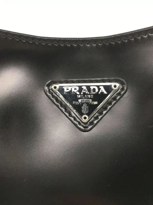 2343160735091 05 PRADA Handbag Enamel Plain Black