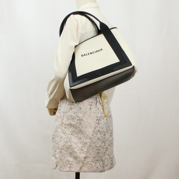 6 Balenciaga Tote Bag WhiteBlack