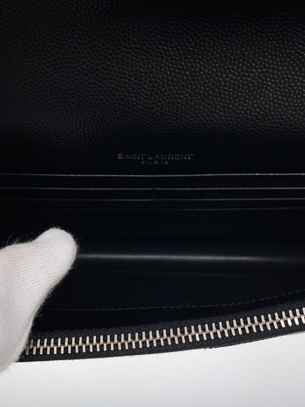 6 Saint Laurent Shoulder Bag Leather White