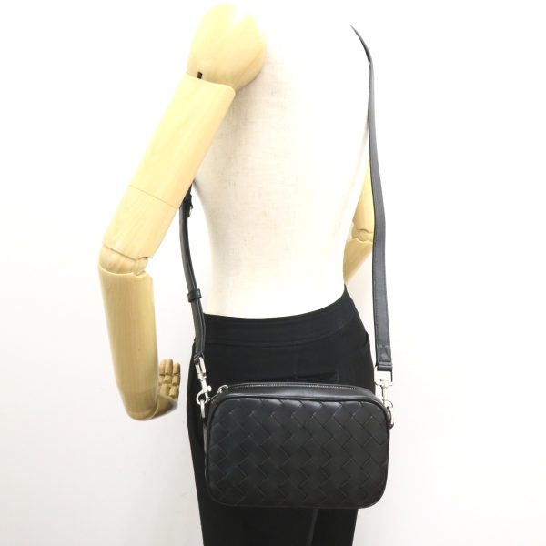 6 Bottega Veneta Mini Camera Bag Shoulder Bag Calf Black