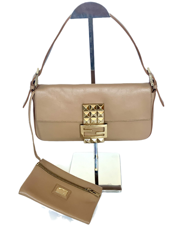 Leather Fendi Baguette Beige Leather with Gold Studded Metal Buckle