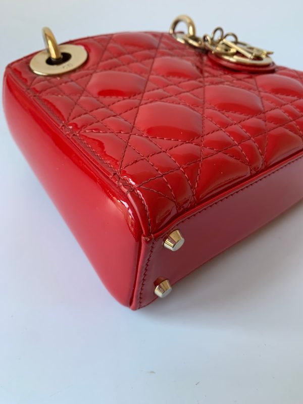 6E610549 C2A9 4E95 9476 AB975622A829 Lady Dior Patent Leather Red Mini handbag with gold hardware