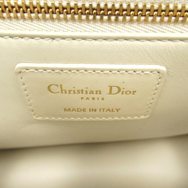 7 Dior 30 Montaigne Shoulder Bag Leather Ivory