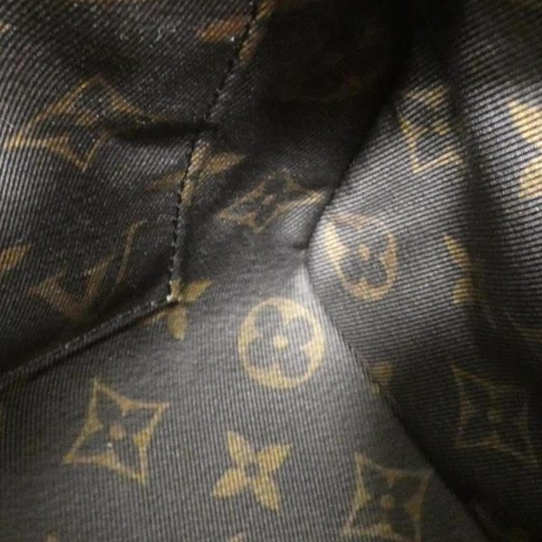 7 Louis Vuitton Speedy BB Bag