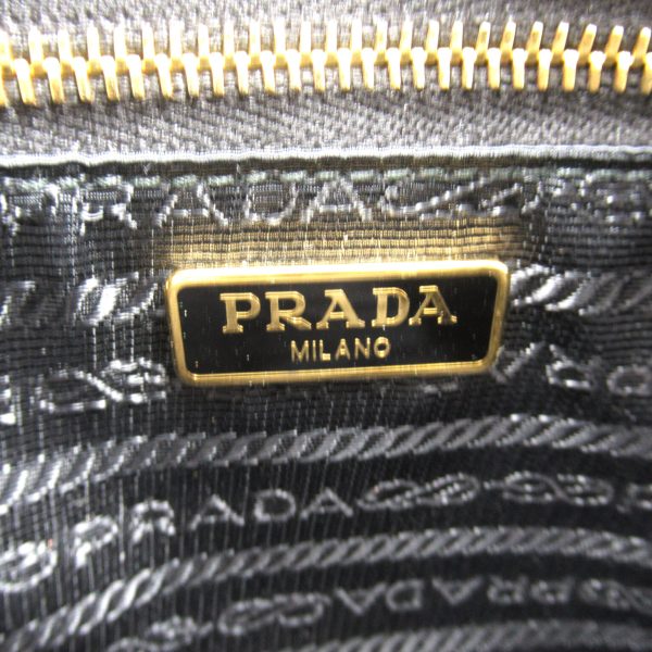 7 Prada Shoulder Bag Leather Brown