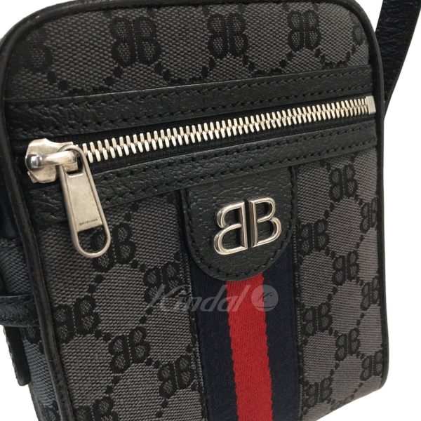 8001000740325 10 Gucci x Balenciaga The Hacker Project Shoulder Zip Bag