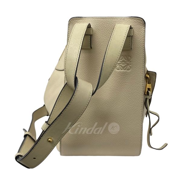 8040000674704 4 Loewe Hammock Small Handbag Sand