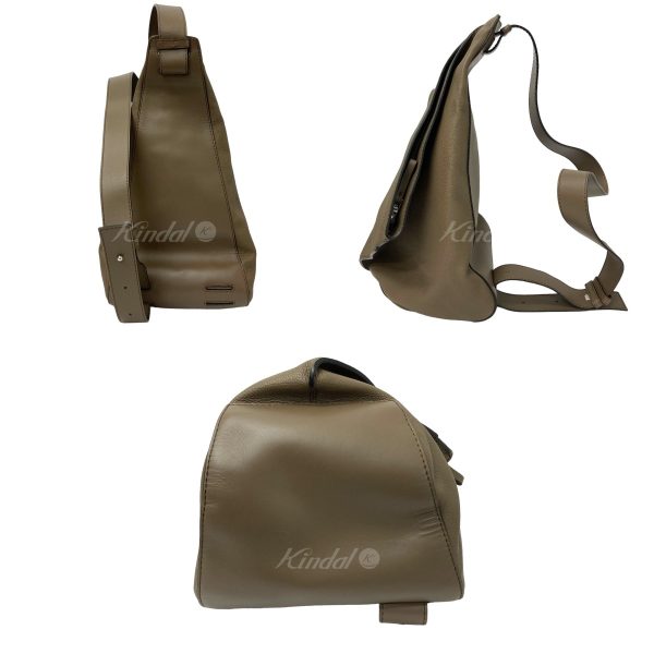 8040000731711 2 Loewe Anton Sling Body Bag Brown