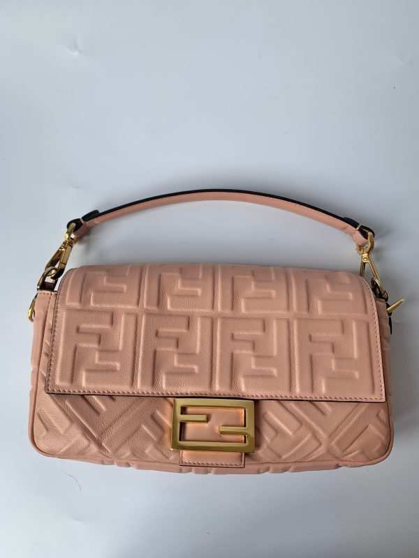 Baguette FENDI Baguette Rosa Bourbon Pink Leather 3D FF Motif Crossbody bag