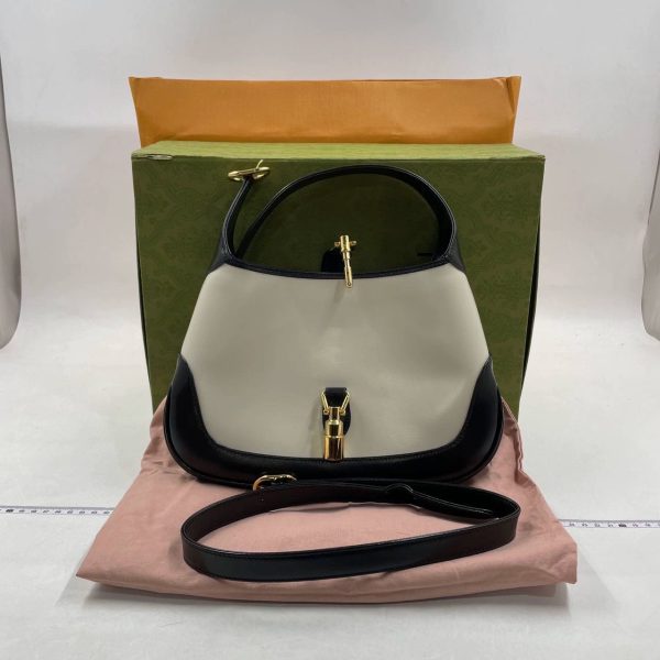 IMG 4108 Gucci Jackie 1961 White White Leather Bag with Adjustable Strap Size Small