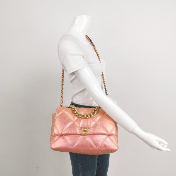 Leather Chanel 19 Bag Medium Iridescent Pink Crossbody Bag