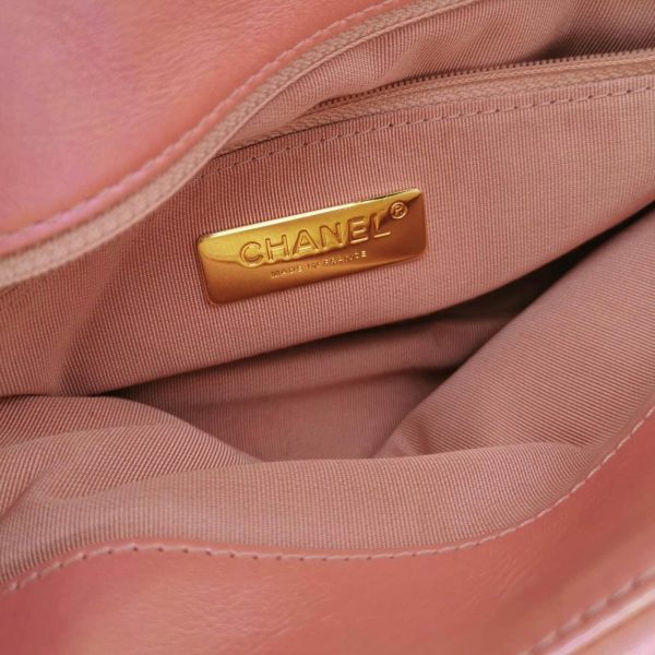 IMG 6306 Chanel 19 Bag Medium Iridescent Pink Crossbody Bag