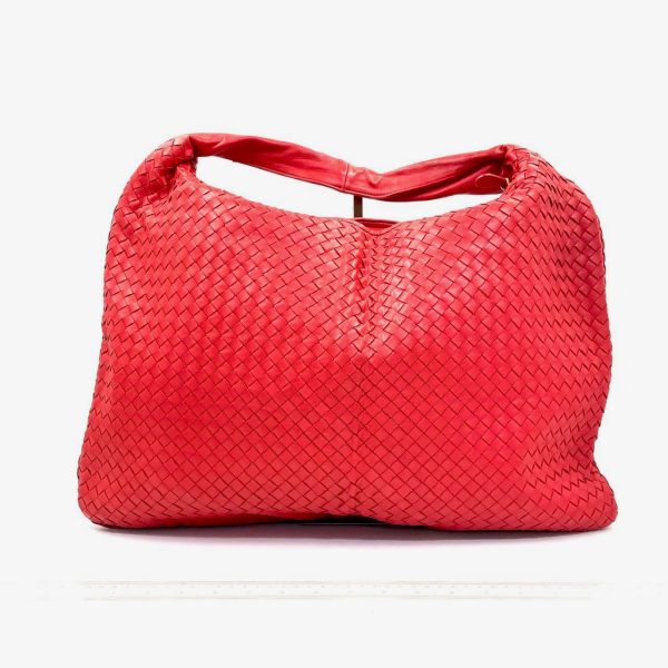 Veneta Bottega Veneta Intrecciato Hobo Bag in Red leather Large