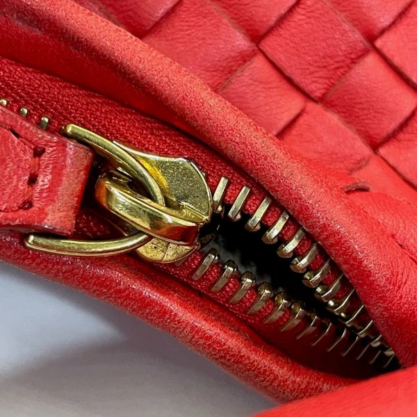 IMG 8294 Bottega Veneta Intrecciato Hobo Bag in Red leather Large